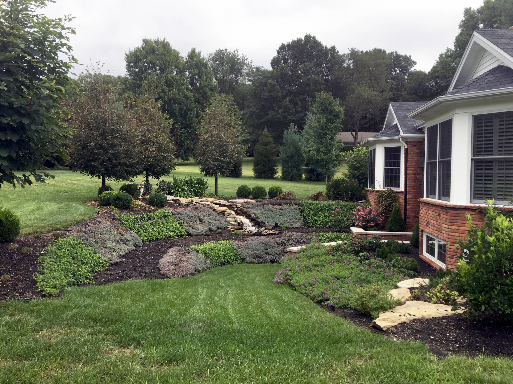 Filtrexx GreenLoxx Living Wall - Ladue MO - after.jpg